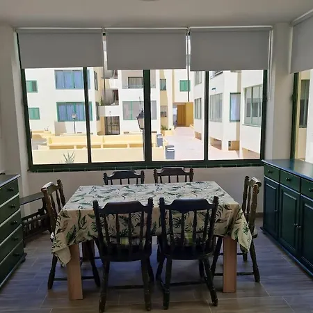 Arrecife-playa Del Reducto 아파트