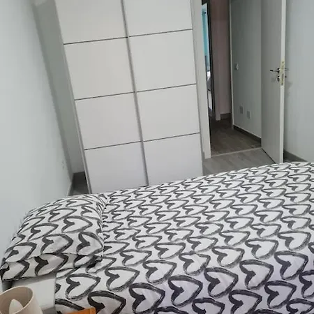 Arrecife-playa Del Reducto 아파트 *