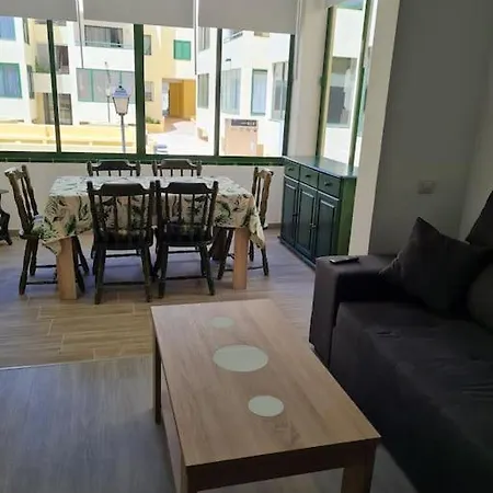 Arrecife-playa Del Reducto *